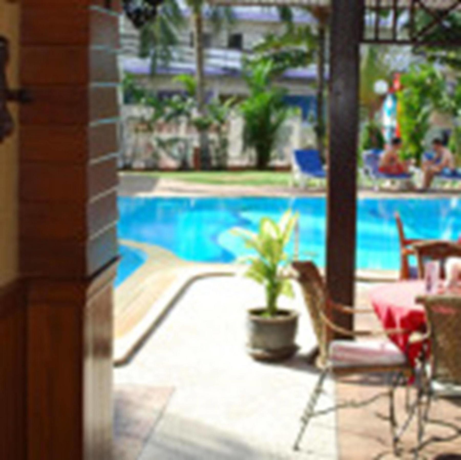 The Residence Garden Pattaya Buitenkant foto